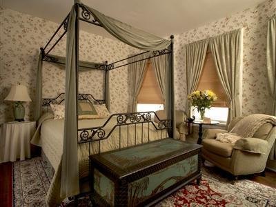 Whistling Swan Inn - Stanhope, NJ