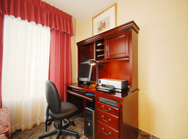 BEST WESTERN-FORT LEE - Fort Lee, NJ