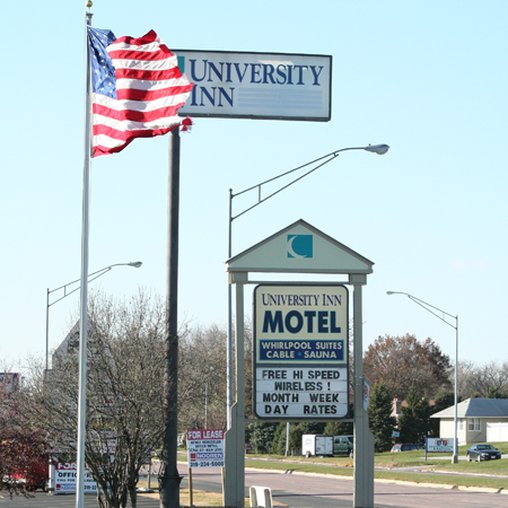 University Inn Cedar Falls - Cedar Falls, IA