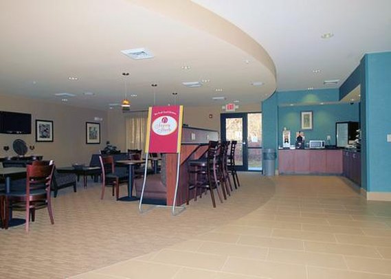Comfort Suites - Whitsett, NC