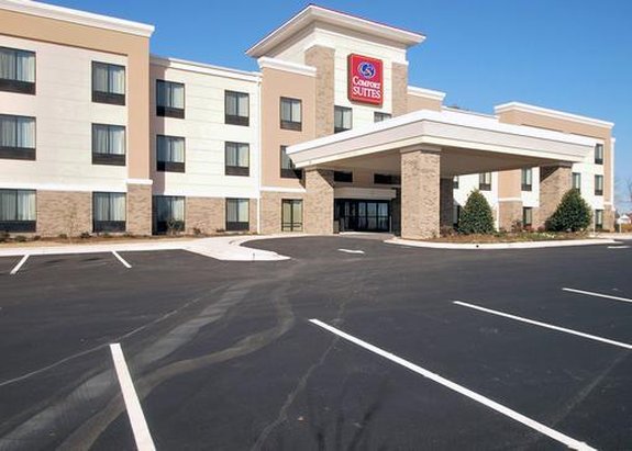 Comfort Suites - Whitsett, NC