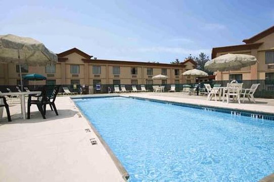 QUALITY INN - Chambersburg, PA