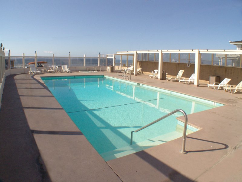 Edgewater Inn & Suites - Pismo Beach, CA