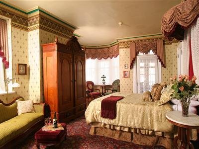 Queen Victoria Bed & Break - Cape May, NJ