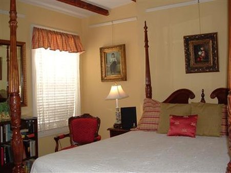 Bed & Breakfast Inn - Savannah, GA