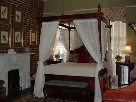 Bed & Breakfast Inn - Savannah, GA