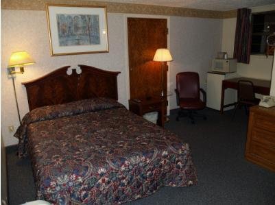 Budget Inn - Cedar Bluff, VA