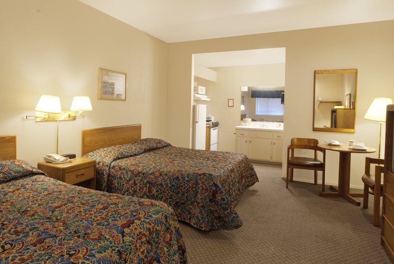 Americas Best Value Inn & Suites Yucca Valley - Yucca Valley, CA