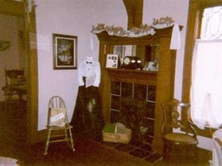 Homespun Country Inn - Nappanee, IN