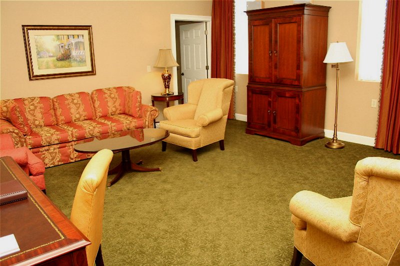 The Delafield Hotel - Delafield, WI