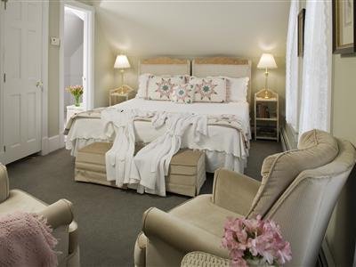 Maple Leaf Inn - Barnard, VT