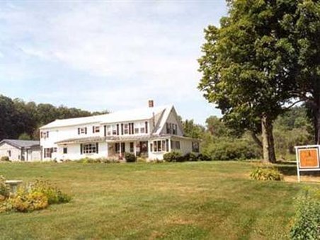 Combes Family Inn - Ludlow, VT