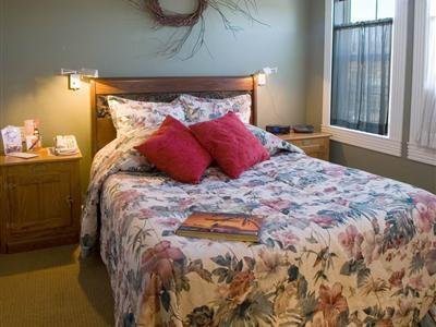 Old Town GuestHouse - Colorado Springs, CO