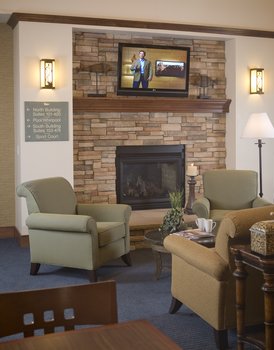 Homewood Suites by Hilton - Lobby
