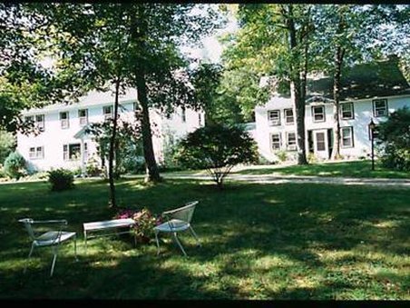 Riverbend Inn Bed and Breakfast - Chocorua, NH