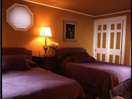 Riverbend Inn Bed and Breakfast - Chocorua, NH