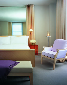 Clift - Room