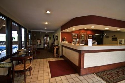 Christopher Inn & Suites - Chillicothe, OH