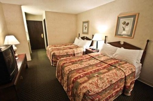 Christopher Inn & Suites - Chillicothe, OH