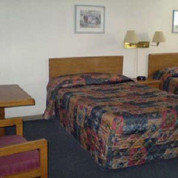 Budget Host-Crestview Inn - Sault Sainte Marie, MI