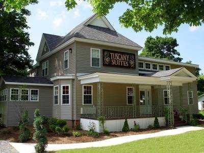 Charlotte's Creekside Inn Bed and Breakfast - Oneida, NY