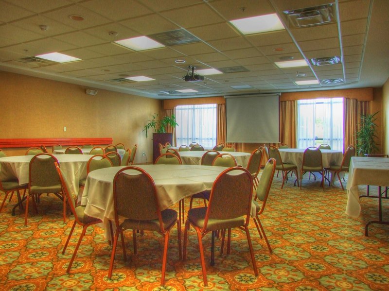 Hampton Inn - Walled Lake, MI
