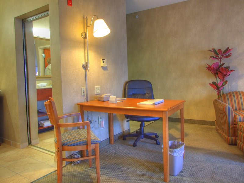 Hampton Inn - Walled Lake, MI