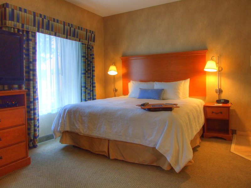 Hampton Inn - Walled Lake, MI