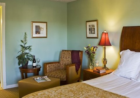 Baechtel Creek Inn and Spa										 									 									 										 - Willits, CA