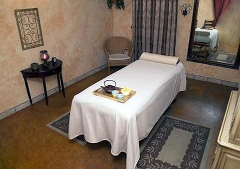 Baechtel Creek Inn and Spa										 									 									 										 - Willits, CA