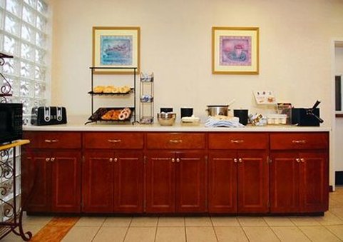 Comfort Inn & Suites - Lagrange, GA