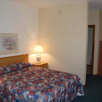 Wrangler Inn - Mobridge, SD