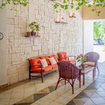 Petit Lafitte Hotel