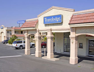 TRAVELODGE-CORONA - Corona, CA