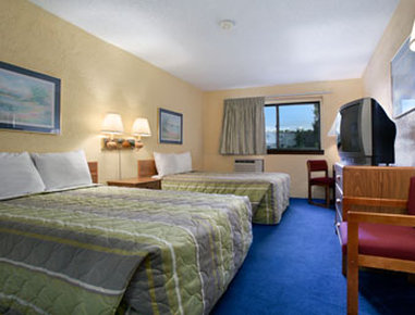 Travelodge - Davenport, IA