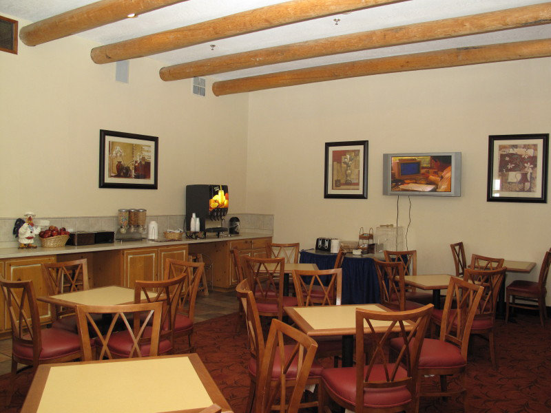 Holiday Inn Express - Santa Rosa, NM