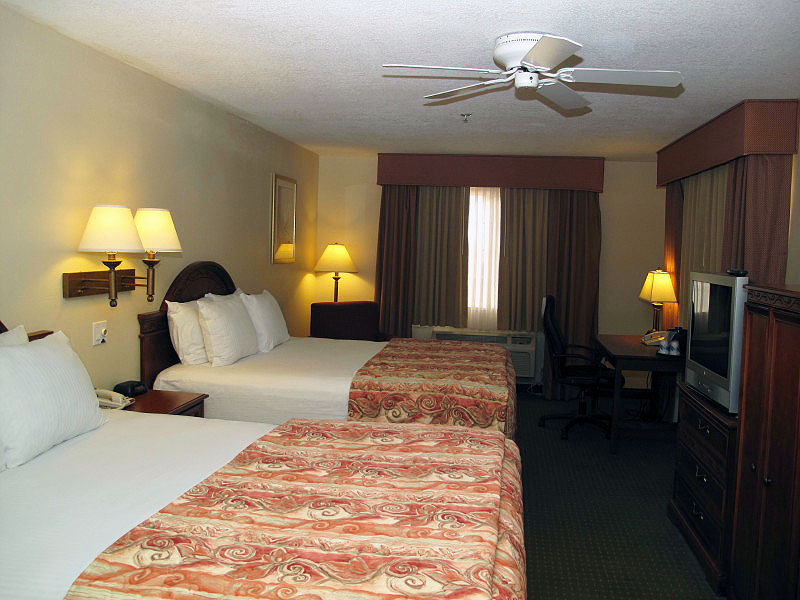 Holiday Inn Express - Santa Rosa, NM