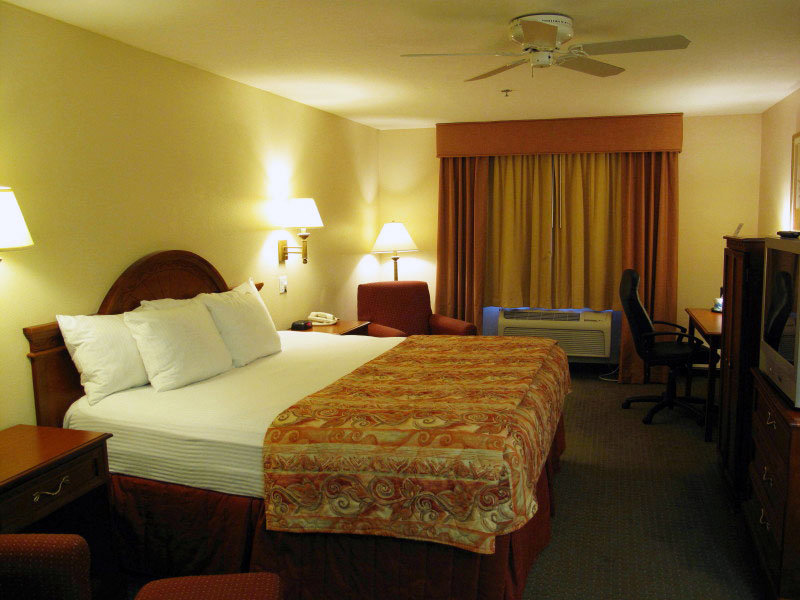 Holiday Inn Express - Santa Rosa, NM