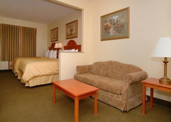 Comfort Suites - Batesville, AR