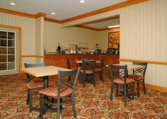 Comfort Suites - Batesville, AR