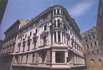 Le Petit Hotel
