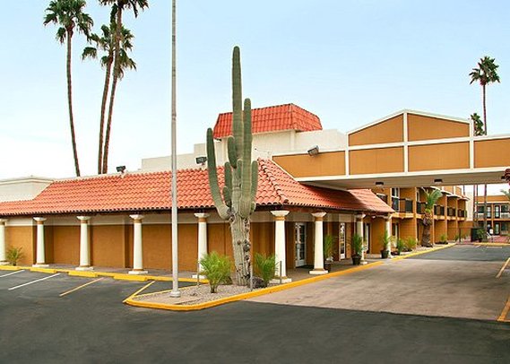 Clarion Hotel