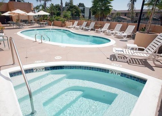 Quality Inn Airport Seaworld Area - San Diego, CA