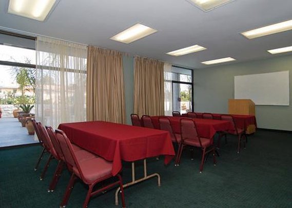 Quality Inn Airport Seaworld Area - San Diego, CA