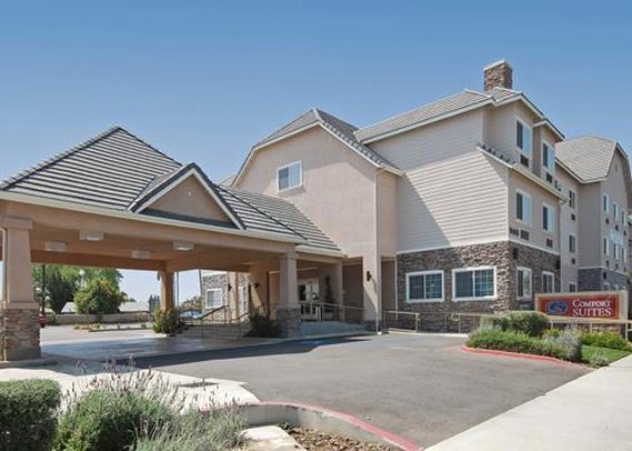 Comfort Suites