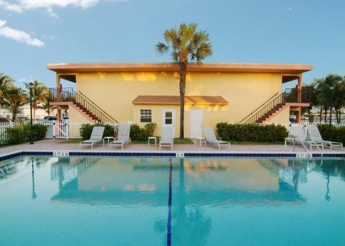 Americas Best Value Inn - Fort Myers, FL