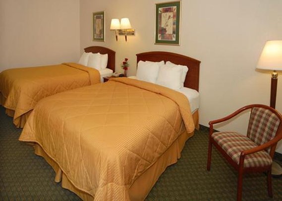 Comfort Inn & Suites - Dalton, GA