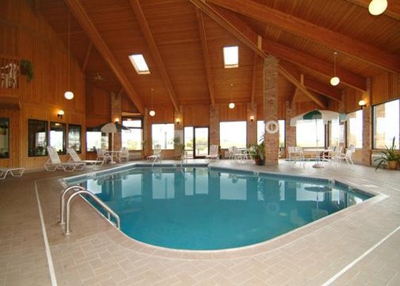 Rodeway Inn - Mount Pleasant, IA