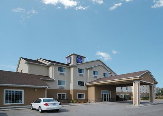 Sleep Inn & Suites - Des Moines, IA