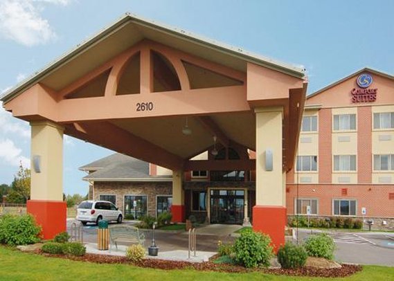 Comfort Suites